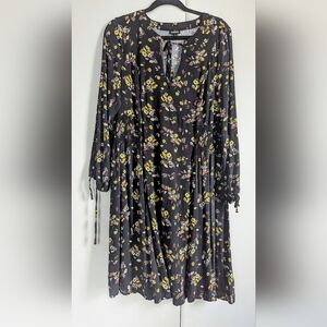 Long-sleeved floral dress